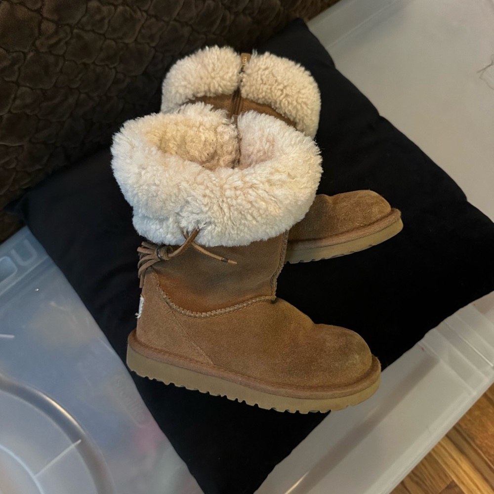 Ugg winter boot